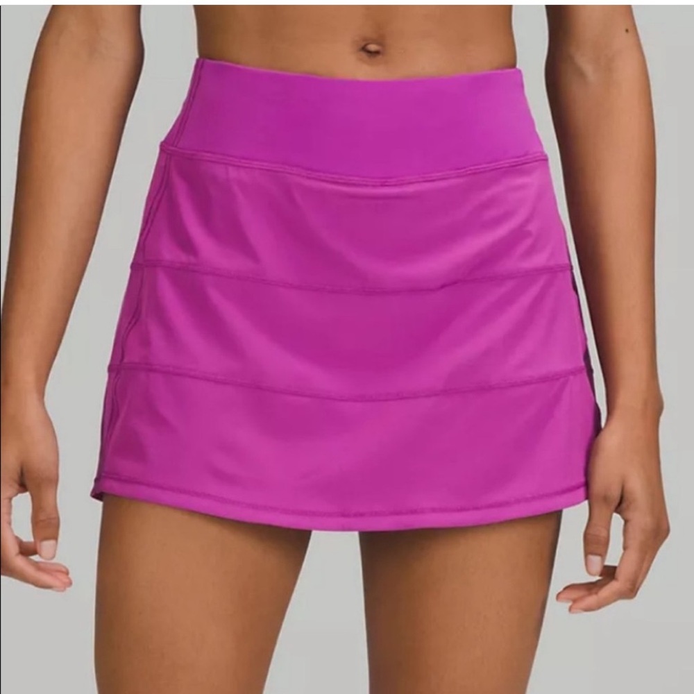 Pace rival lulu lemon skirt